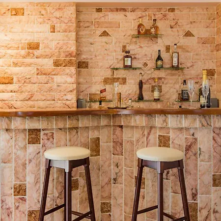 Fontana * Mouzákion