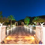 Fontana Villa
